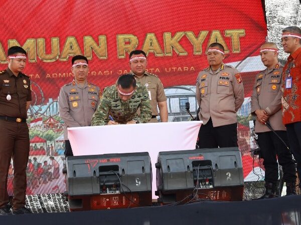 Semarak HUT RI ke-81 di Jakarta Utara, TNI-Polri&hellip;