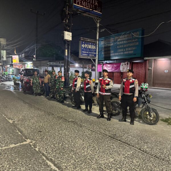 Berikan Rasa Aman Masyarakat Polsek Bekasi Barat Gelar…