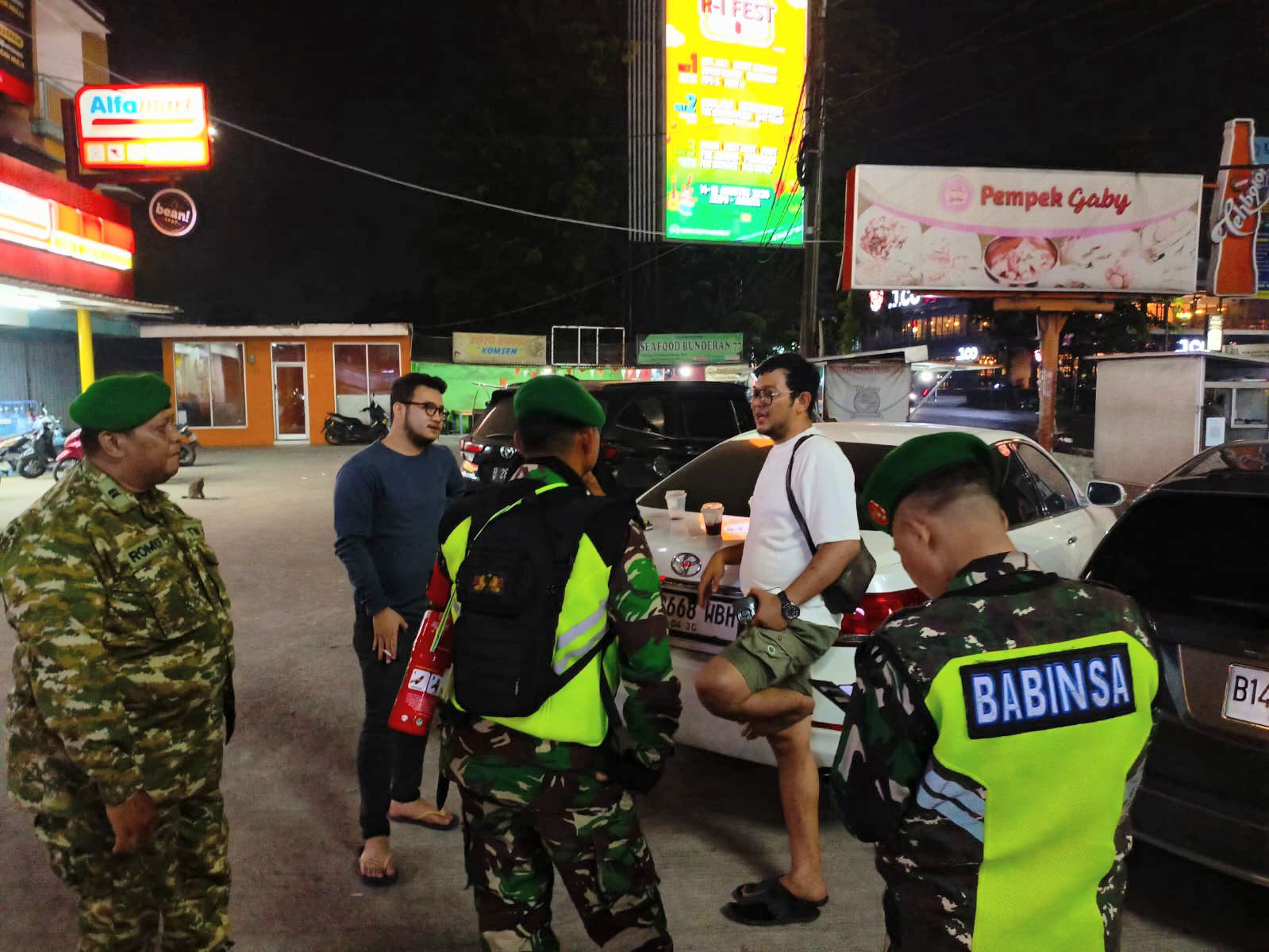 Patroli Sinergi 3 Pilar, Koramil 04/Jati Asih Amankan Titik Rawan Gangguan Kamtibmas