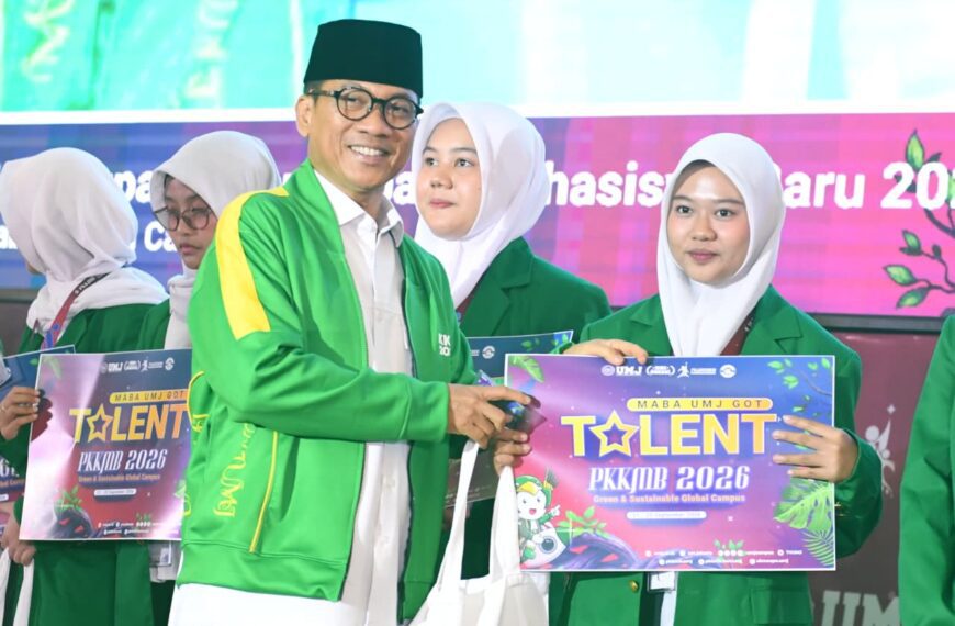 Ajak Mahasiswa UMJ Jadi Pengusaha, Mendes Yandri Siapkan…