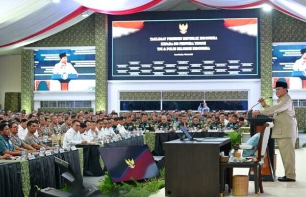 Presiden Prabowo Sampaikan Taklimat kepada 800 Perwira Tinggi…