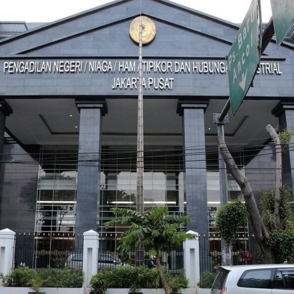 Eks Jampidsus Febrie Adriansyah Duduk di Kursi Terdakwa,…