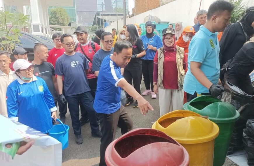 Sinergi Lintas Instansi, PN Jakbar Gelar Kerja Bakti & Pemberantasan&hellip;