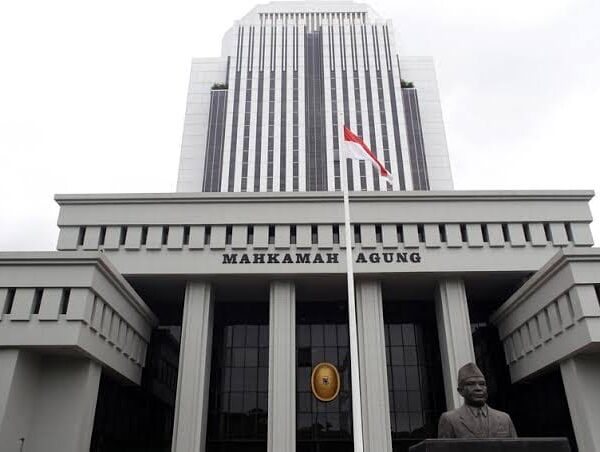 Membedah Beleid Sekretaris MA tentang Pedoman Pengelolaan Media&hellip;