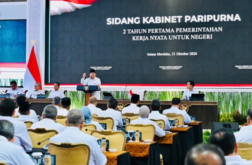 Hadiri Sidang Kabinet Paripurna, Mendagri Tito Simak&hellip;