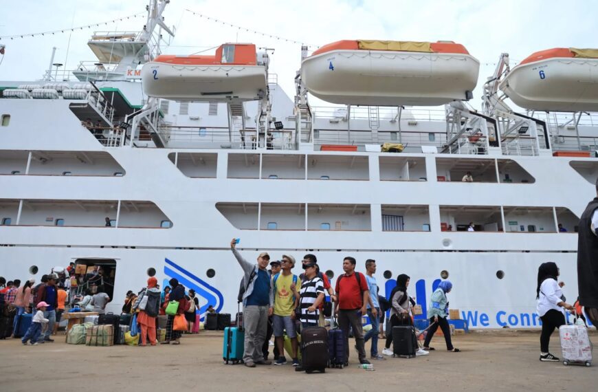 KM Dorolonda Mulai Layani Pelabuhan Donggala pada…