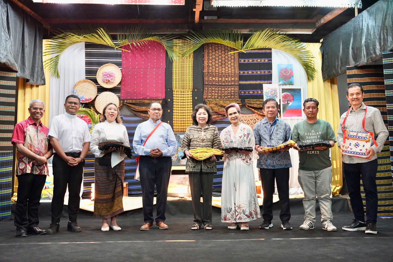 Camino de Flores Etape Tengah Hari Kedua, Perkuat Wisata Religi dan Solidaritas untuk Pemulihan Flores