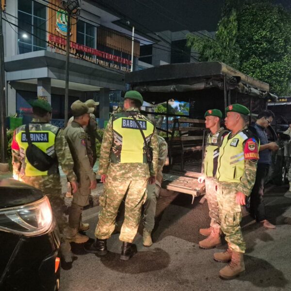 Sinergi Aparat Keamanan, Koramil 01/Kranji Hadir Pastikan Lingkungan&hellip;