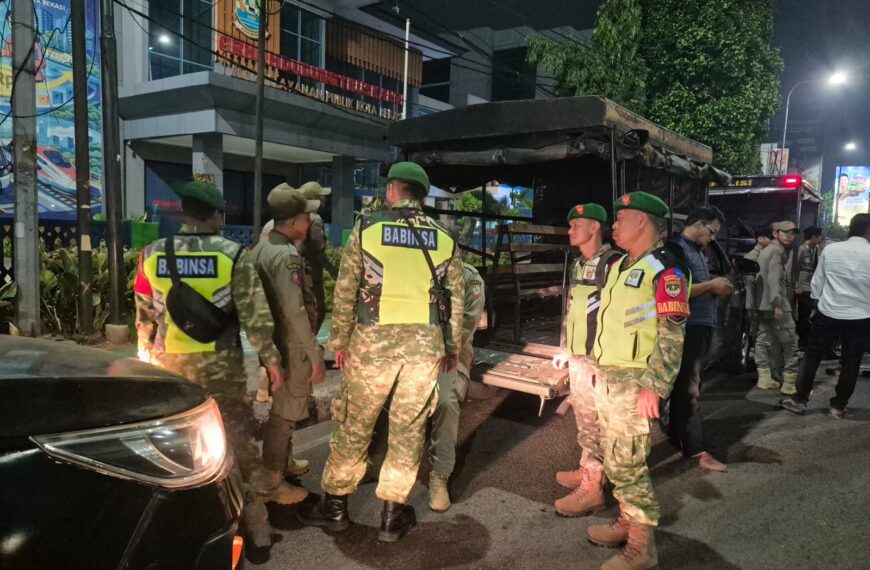 Sinergi Aparat Keamanan, Koramil 01/Kranji Hadir Pastikan Lingkungan Tetap Aman&hellip;