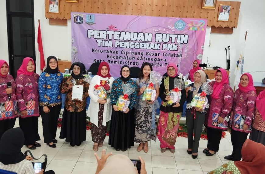 Tingkatkan Kreativitas, Kader PKK Cipinang Besar Selatan…