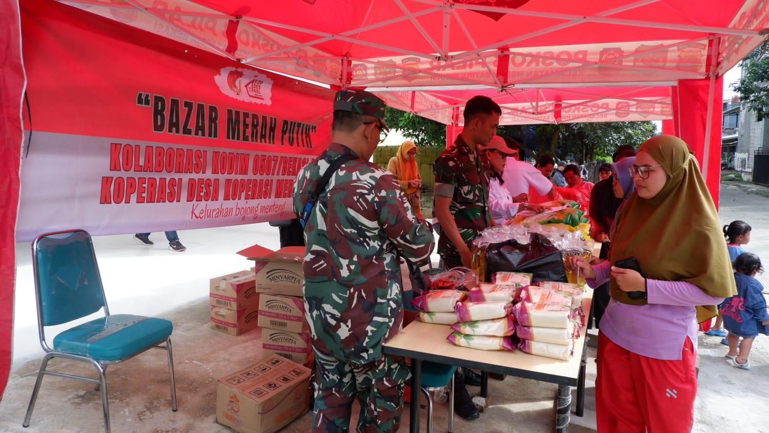 Kolaborasi Kodim 0507/Bekasi dan Koperasi Merah Putih Hadirkan Bazar Murah, Warga Kelurahan Bojong Menteng Sambut Antusias