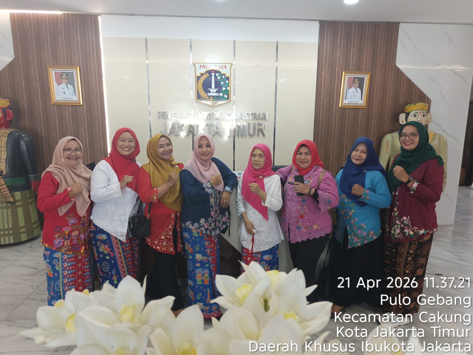 Pengurus TP PKK Cipinang Besar Selatan Ikuti Pemeriksaan Mata Gratis di Momen Hari Kartini