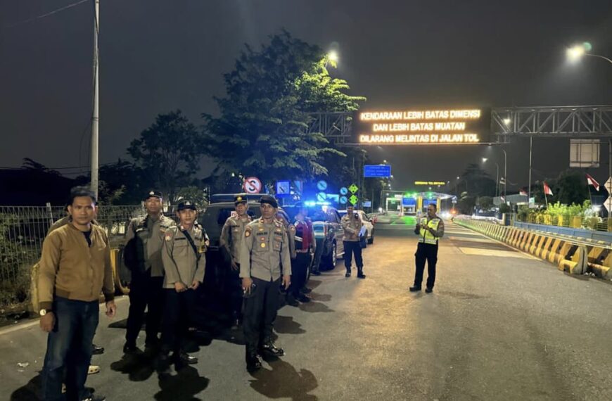 Berikan Rasa Aman Masyarakat, Kapolsek Bekasi Barat Pimpin&hellip;