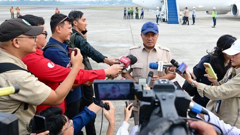 Dari Kalimantan ke Sumatra, Presiden Prabowo Terus Kawal Penanganan KarhutlaÂ