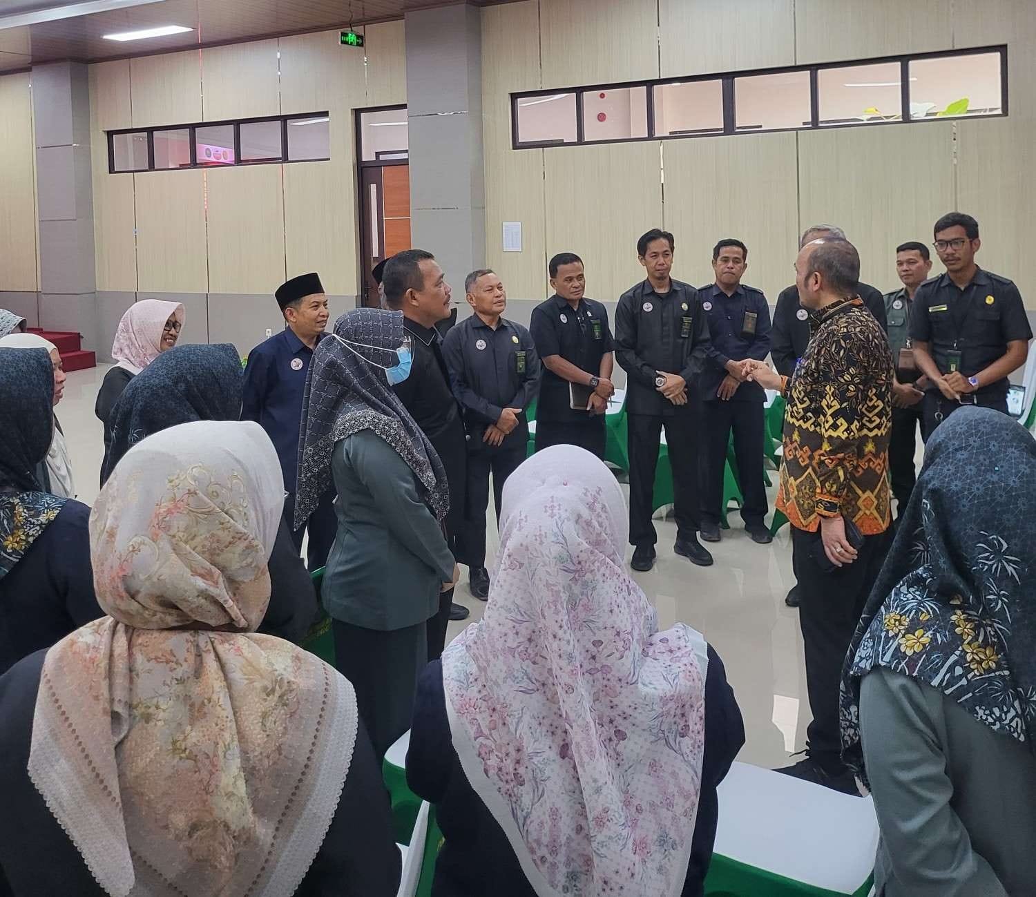 Dari Pembinaan ke Lapangan, Hakim Agung Cek Langsung Satker di Mamuju