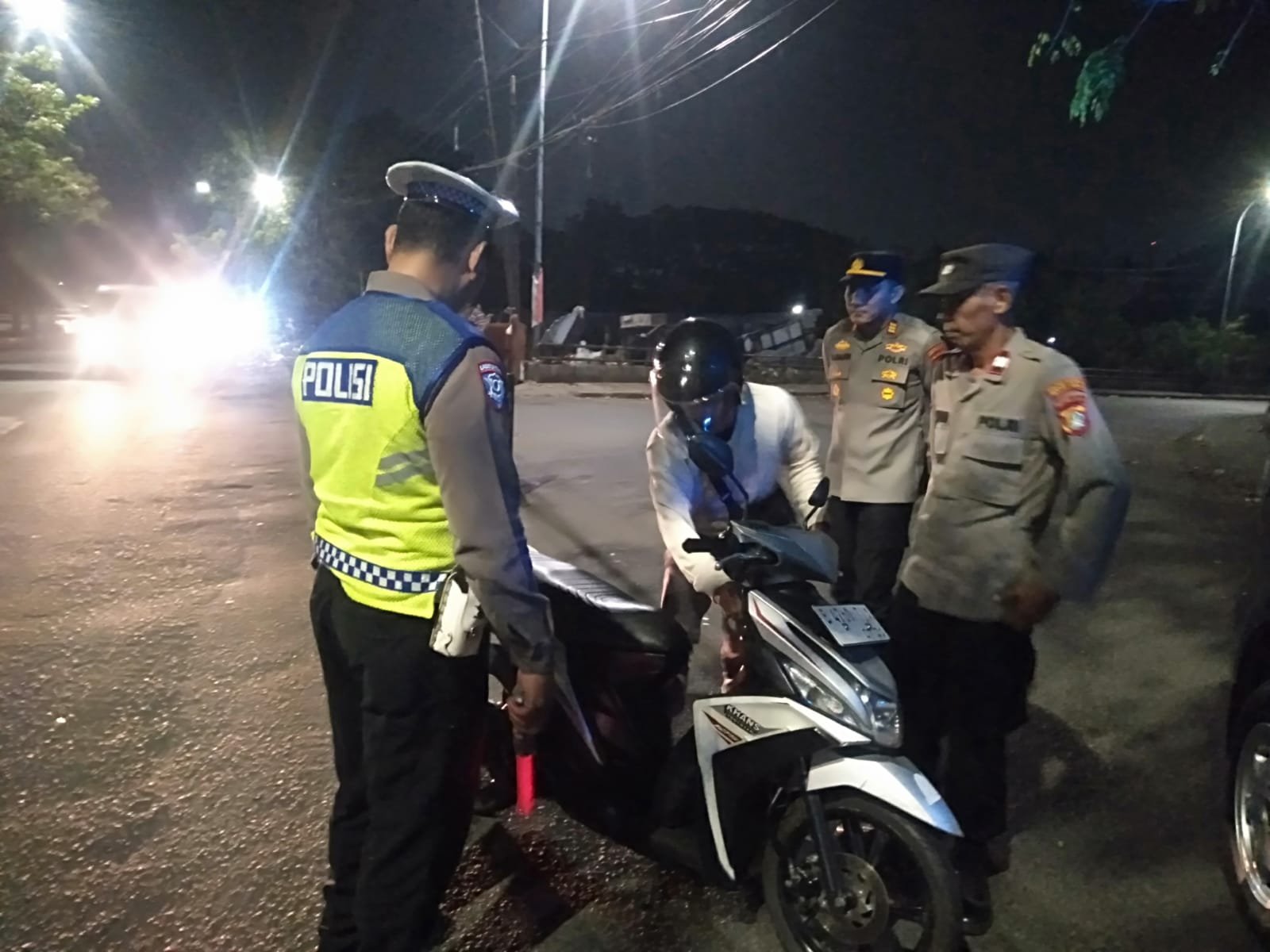 Jaga Jakarta On The Spot, Berikan Rasa Aman Kapolsek Bekasi Barat Intensifkan Patroli dan Razia Stasioner